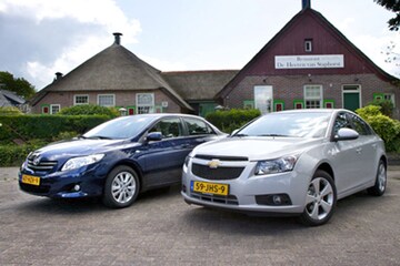 Chevrolet Cruze-Toyota Corolla