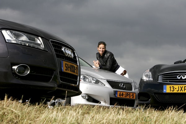 Audi A5 Cabriolet-Infiniti G37 Cabrio-Lexus IS 250