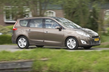 Renault Grand Scénic TCe 130 Privilège 