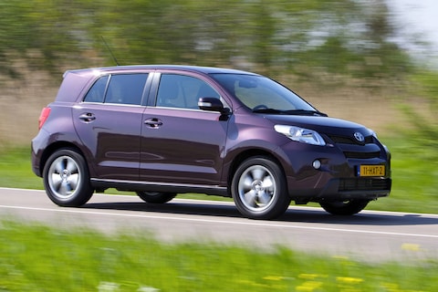 Toyota Urban Cruiser 1.3 VVT-i Dynamic (2009)