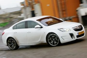 Opel Insignia OPC
