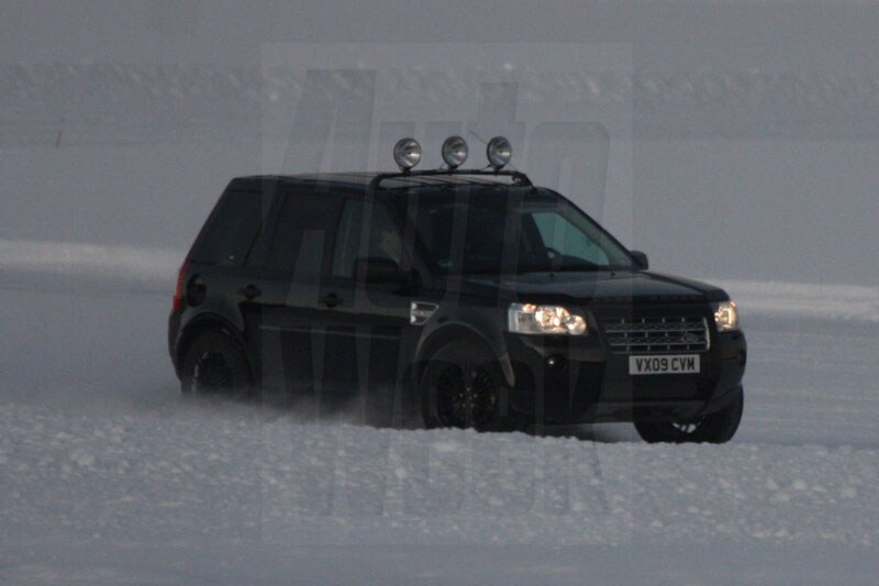 Land Rover LRX