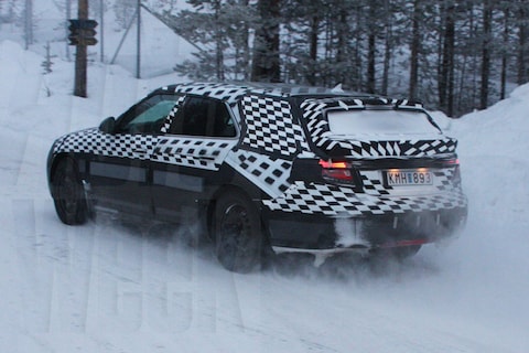 Saab 9-5 SportEstate doet wintertests