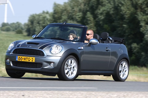 Zijn gebruikte cabriolets in de winter echt goedkoper?