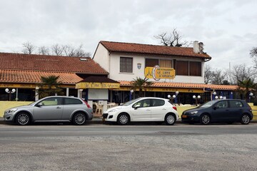 Peugeot 207 HDiF-VW Golf Bluemotion-Volvo C30 Driv