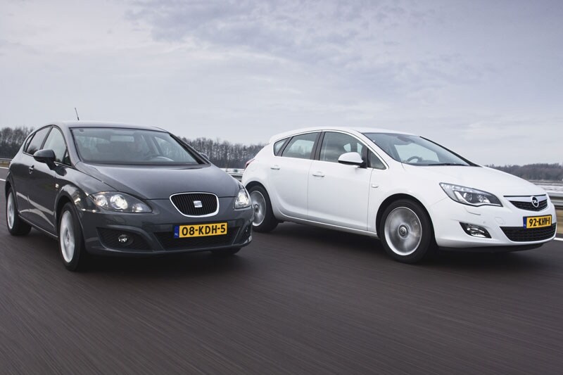 Opel Astra 1.6 Turbo-Seat Leon 1.8 TSI