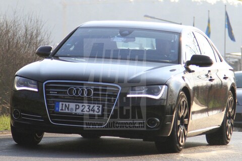 Audi S8 draait warm