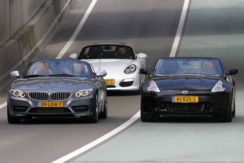 BMW Z4 sDrive35is-Nissan 370Z Roadster-Porsche Box