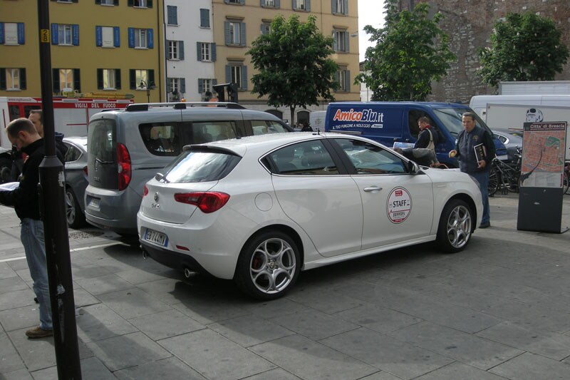 Alfa Romeo Giulietta bij de Mille Miglia