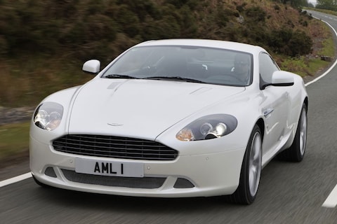 Aston Martin DB9 in 't nieuw