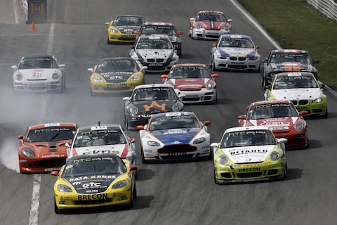 AutoWeek steunt Dutch GT4 kampioenschap