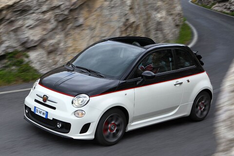 Abarth 500C nu ook leverbaar met handbak