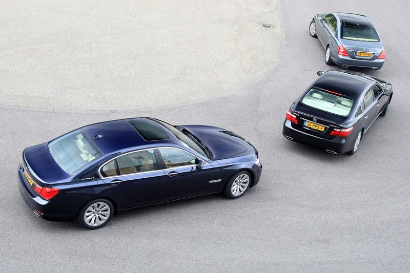 BMW ActiveHybrid 7 L  Mercedes-Benz S400 Hybrid 