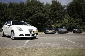 Alfa Romeo Giulietta-Audi A3-BMW 120i-Volkswagen G