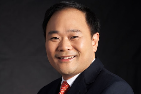 Li Shufu op het pluche bij Volvo