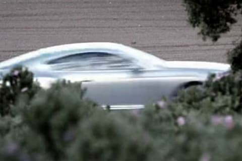 Bentley toont alvast stukjes Continental GT