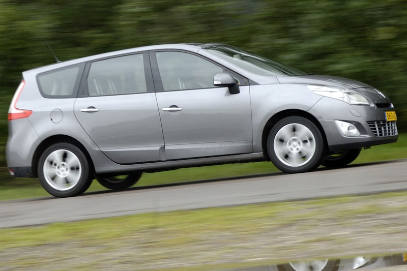 Renault Grand Scénic dCi 110 EDC
