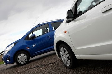 Chevrolet Spart 1.0 LS BiFuel-Nissan Pixo 1.0 Acen