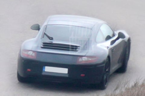 Nieuwe Porsche 911 (991) laat kont zien