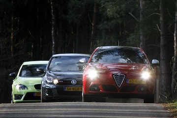 Alfa Romeo Giulietta QV-Volkswagen Golf GTI-Seat L