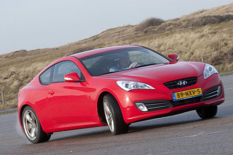 Hyundai Genesis Coupé