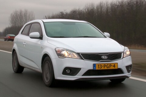 Test: Kia Pro_Cee'd (2011)