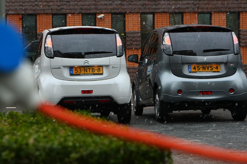 Citroën C-Zero vs Mitsubishi i-MiEV