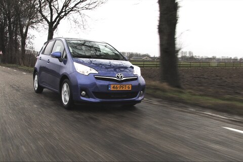 Toyota Verso S (2011) - Test