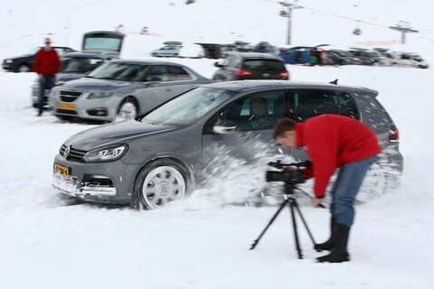 Nieuw en tweemaal per week: AutoWeek Journaal