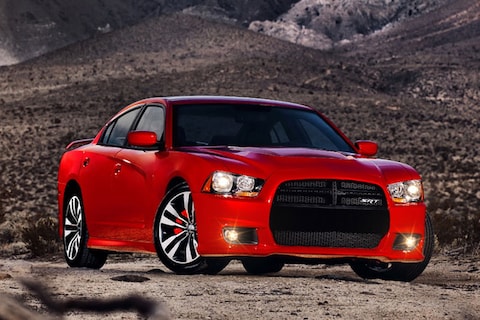 Dodge Charger SRT8 in het nieuw