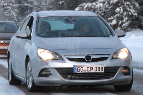 Golf GTI pas op! De Opel  Astra GSI is in aantocht