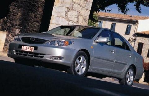 Toyota Camry (2001) - Test