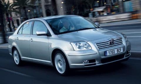 Toyota Avensis (2003) - Test