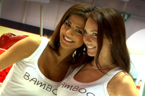 Autosalon van Genève 2011 de babes