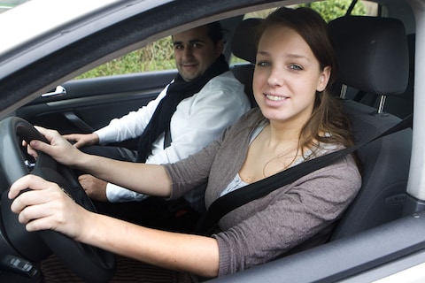 45.000 jongeren halen vervroegd rijbewijs