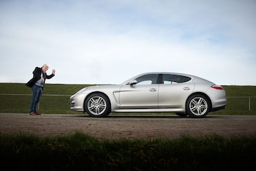 Bas met Porsche Panamera