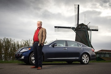 Bas met Lexus LS
