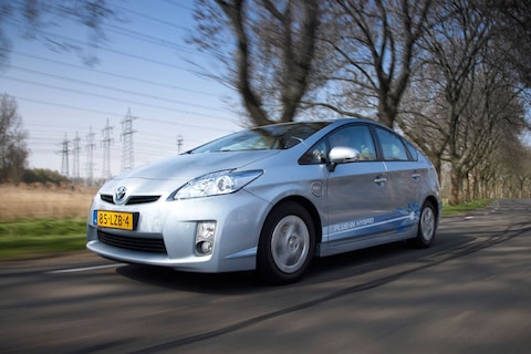 Toyota Prius Plug-In Hybrid (2011) - Test