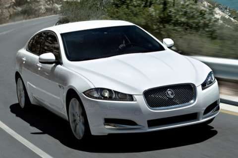 Jaguar prijst gefacelifte XF