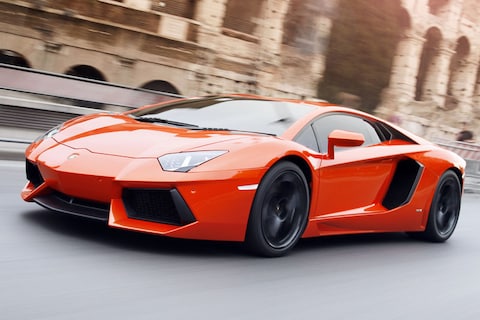 Lamborghini Aventador LP700-4