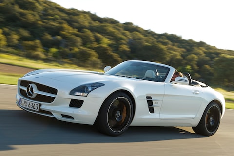 Mercedes SLS AMG Roadster kost rijtjeshuis 