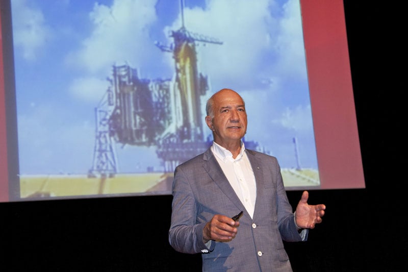 Wubbo Ockels spreekt op AW Innovatie Award 2011