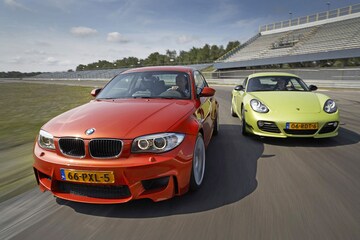 BMW 1M Coupé vs Porsche Cayman R