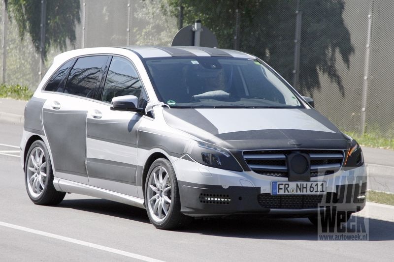 Mercedes-Benz B-Klasse spyshots