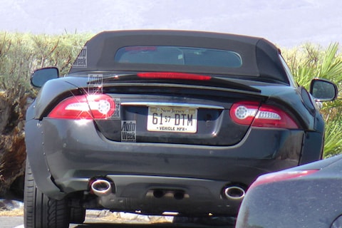 Jaguar XE doet hittetests 