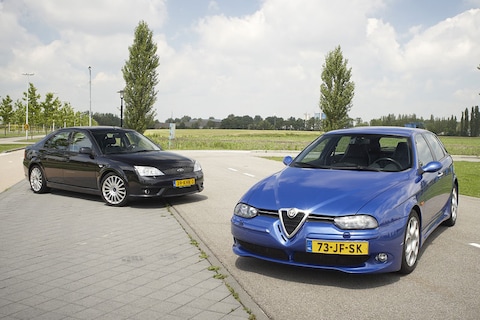 Occasion Test: Ford Mondeo ST220 (2003) – Alfa Romeo 156 SW GTA (2002)