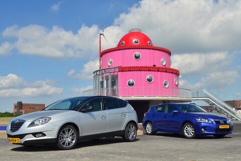 Test: Lancia Delta 1.4 MultiAir - Lexus CT 200h