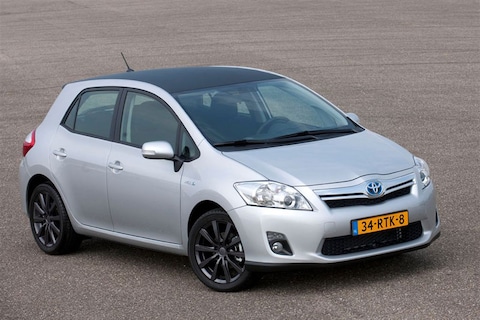 Toyota verleidt zakelijke klant met Auris Business
