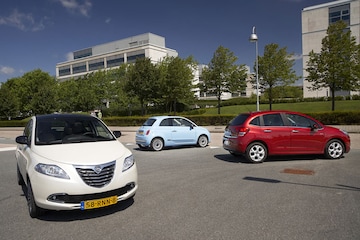 Lancia Ypsilon TwinAir 85  Fiat 500 TwinAir 85  