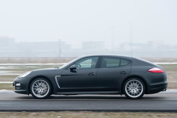Porsche Panamera 4